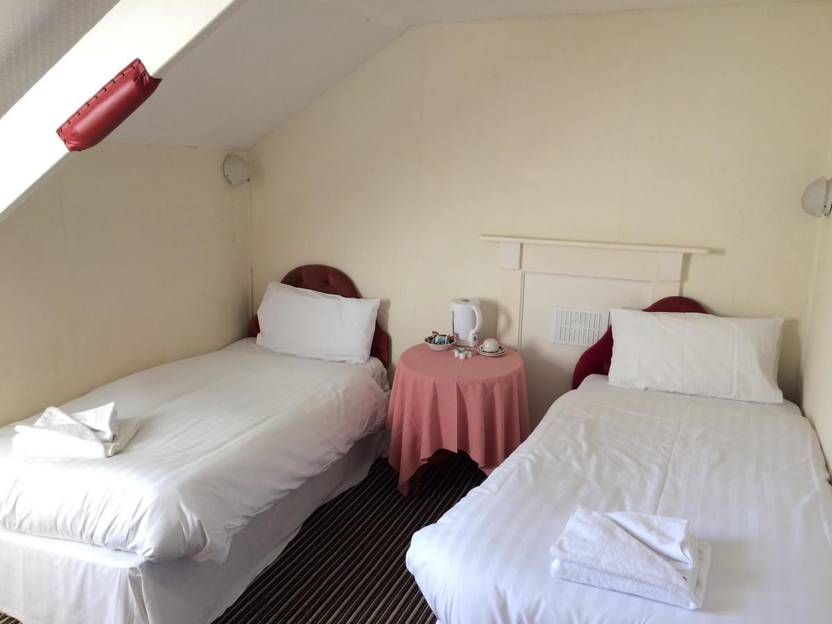 Lockyer House B&B Плимът Екстериор снимка
